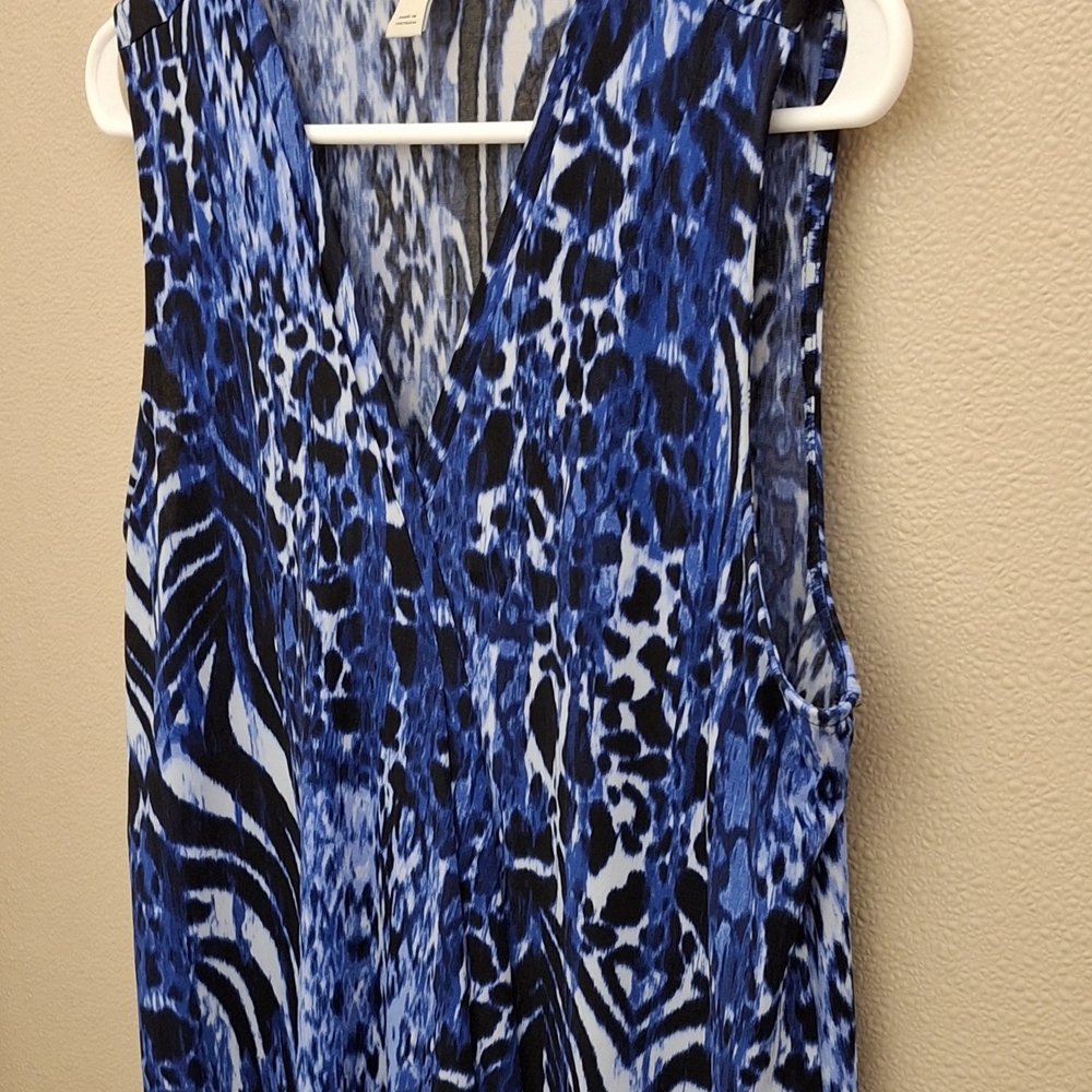 Dana Buchman Blue Black Graphic Sleeveless Blouse